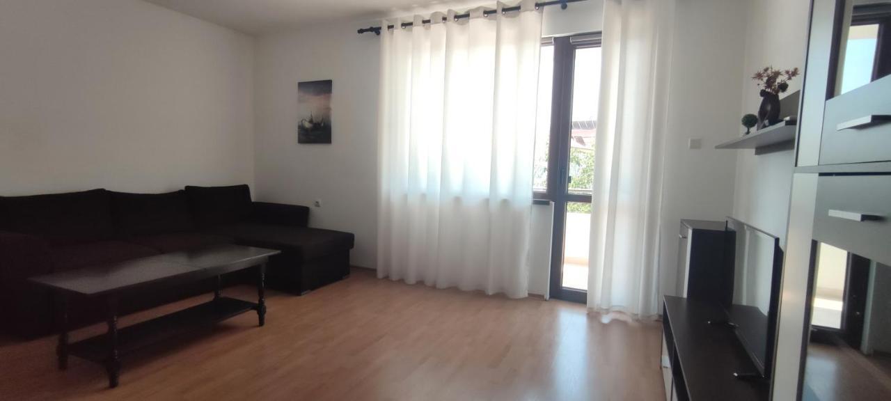Yanevi Apartments Τσερνομόρετς Εξωτερικό φωτογραφία
