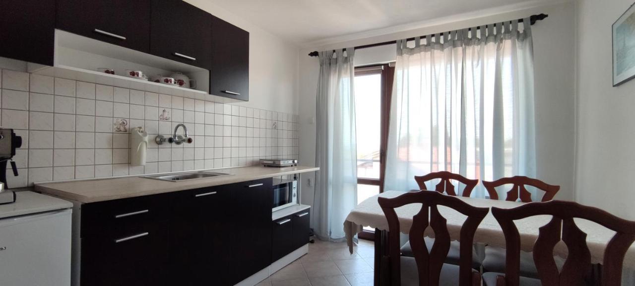 Yanevi Apartments Τσερνομόρετς Εξωτερικό φωτογραφία
