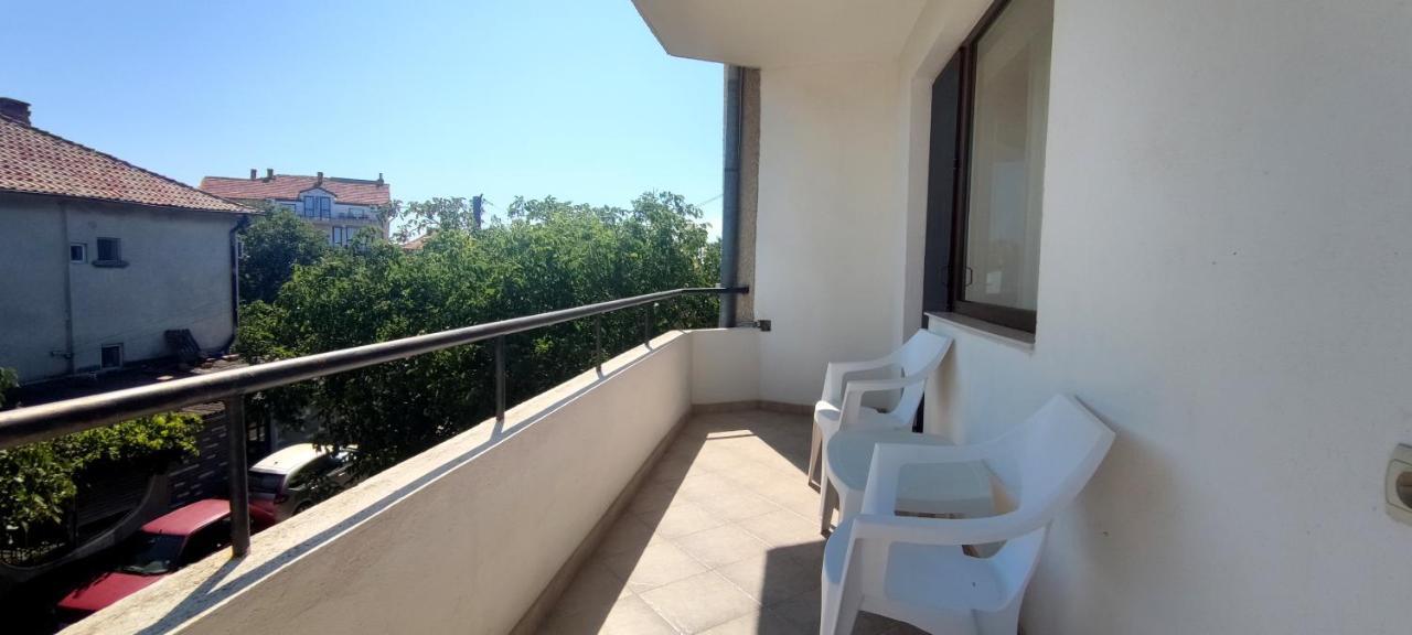 Yanevi Apartments Τσερνομόρετς Εξωτερικό φωτογραφία